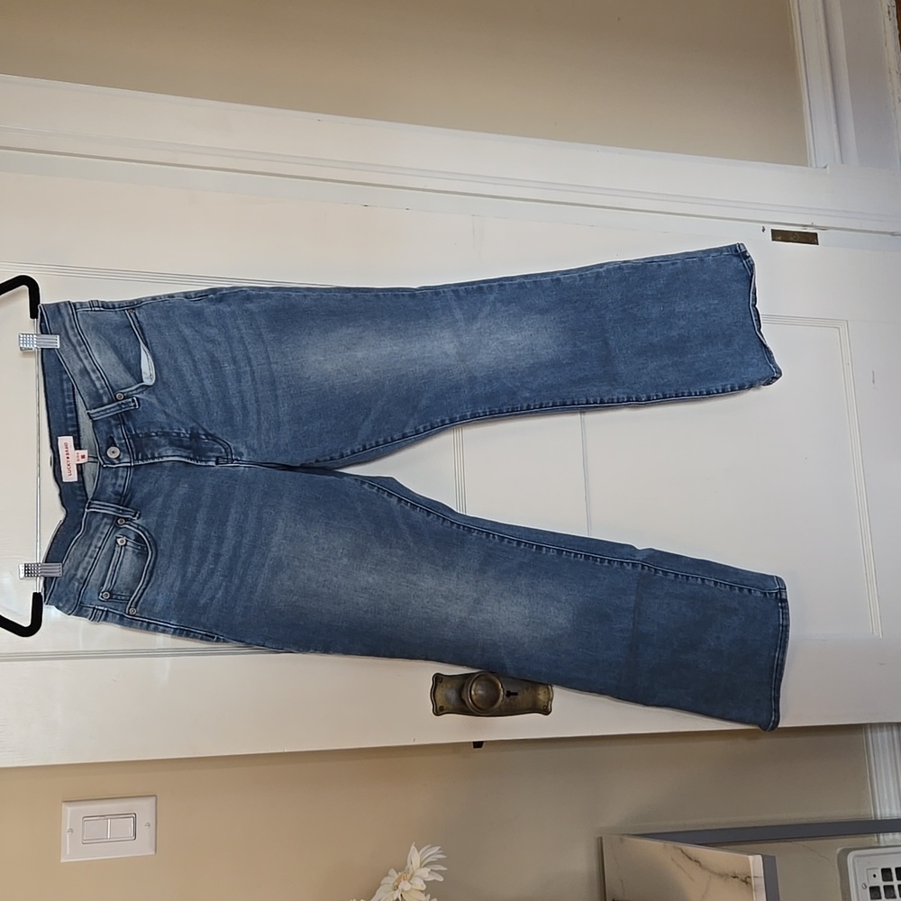 Lucky Jeans, Sweet mid-rise boot, size 12/31R